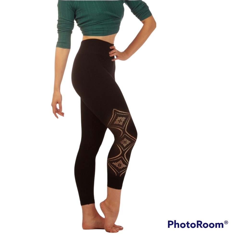 Capezio Deco Seamless Cropped Black Dance Leggings M/L